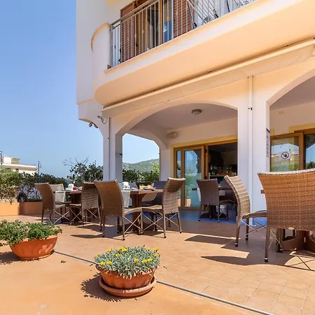 Bed & Breakfast B&B Sperlonga 3*