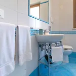 B&B Sperlonga לינה וארוחת בוקר 4*