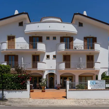B&B Sperlonga Acomodação com café da manhã 