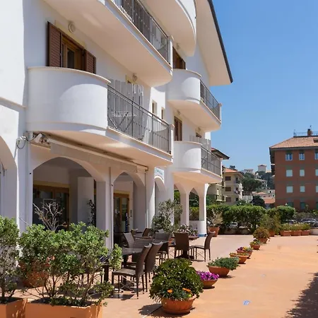B&B Sperlonga 3*
