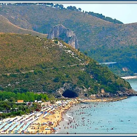 לינה וארוחת בוקר B&B Sperlonga 3*
