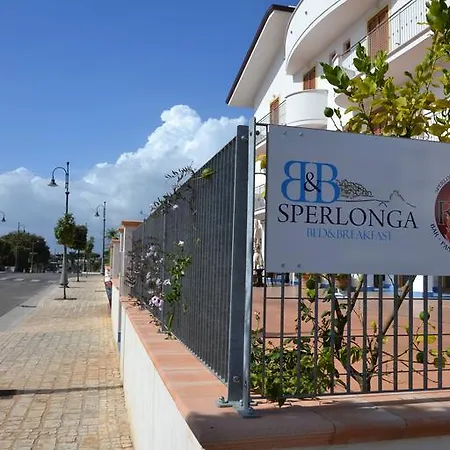 Bed and breakfast B&B Sperlonga 4*