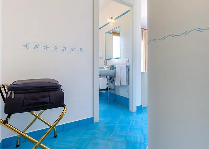 斯佩隆住宿加早餐旅馆 住宿加早餐酒店 4*